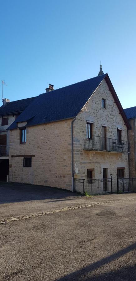 Le Gite De La Vieille Eglise De Coussergues Exterior foto